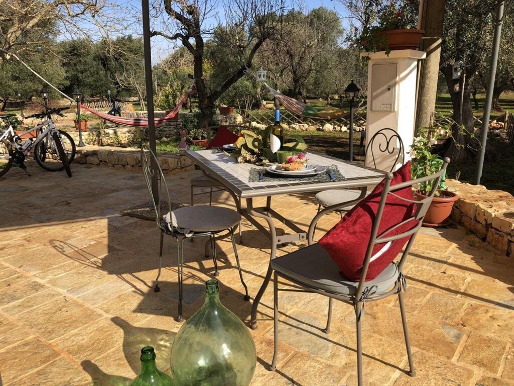 Chateaux Des Trulli 圣米凯莱萨伦蒂诺 外观 照片
