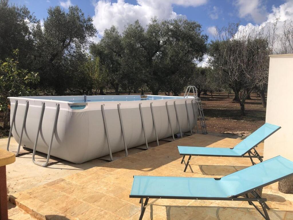 Chateaux Des Trulli 圣米凯莱萨伦蒂诺 外观 照片