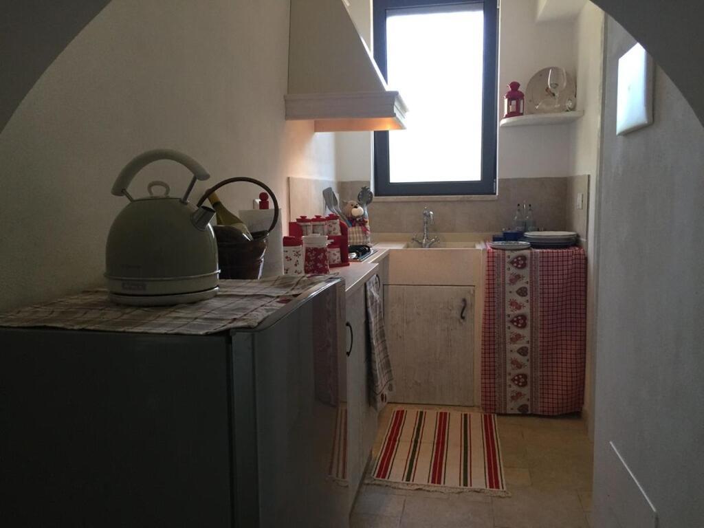 Chateaux Des Trulli 圣米凯莱萨伦蒂诺 外观 照片