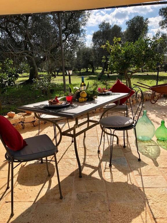Chateaux Des Trulli 圣米凯莱萨伦蒂诺 外观 照片