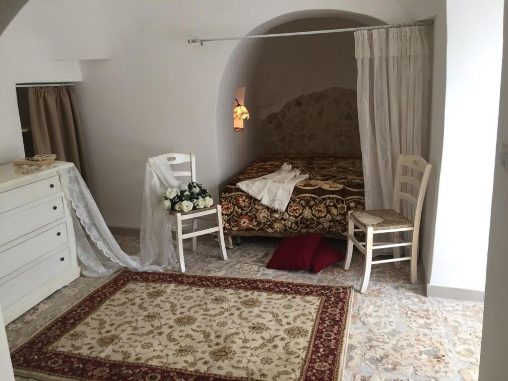 Chateaux Des Trulli 圣米凯莱萨伦蒂诺 外观 照片