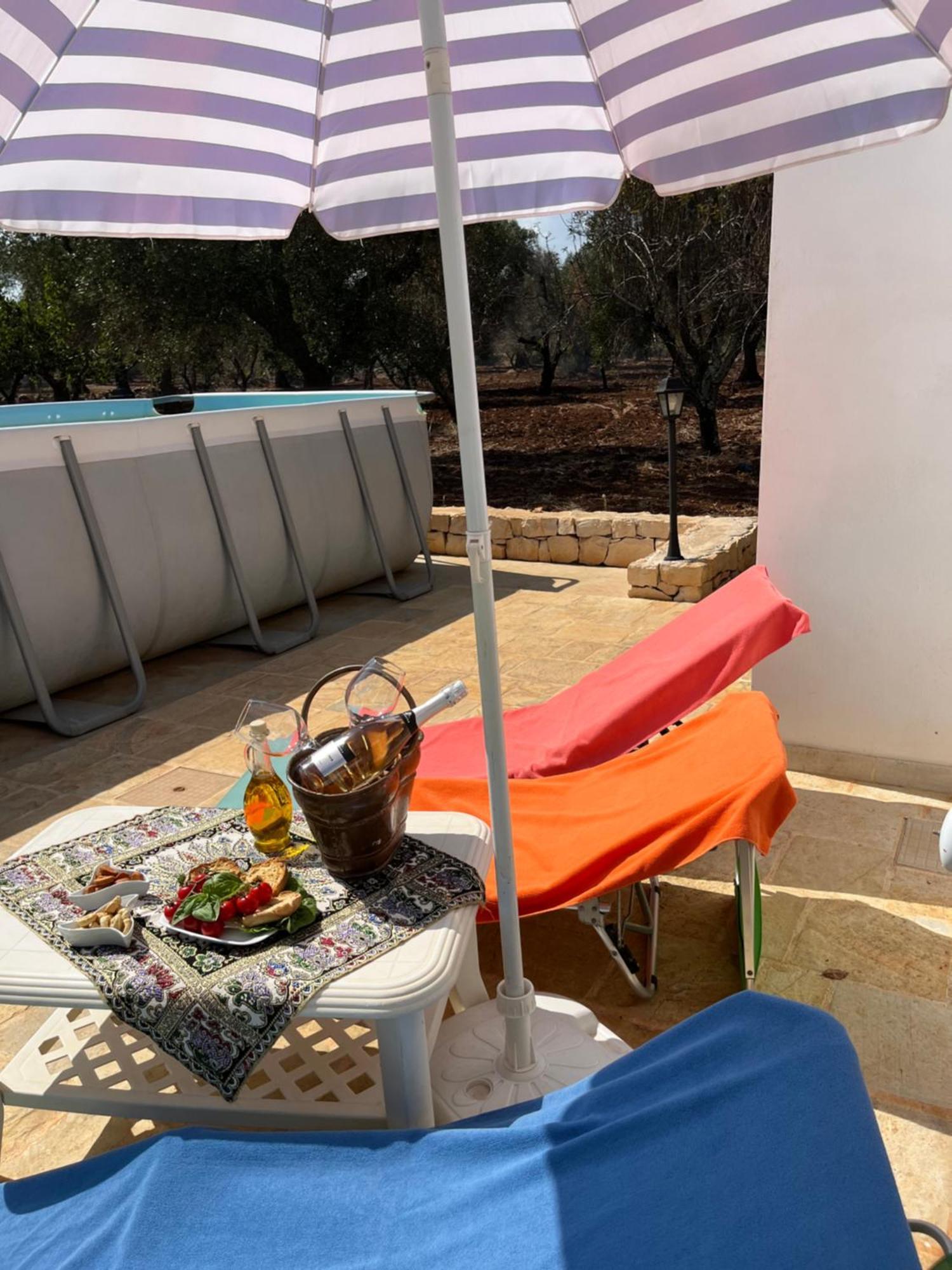 Chateaux Des Trulli 圣米凯莱萨伦蒂诺 外观 照片